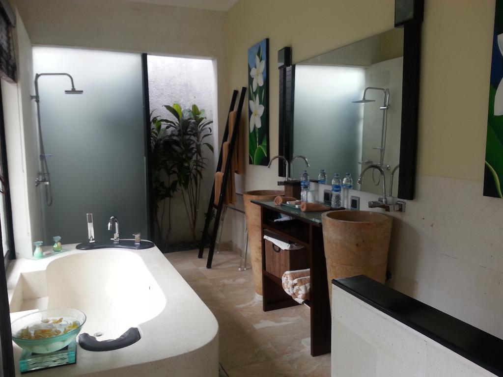 Nike Villa Sanur (Bali)